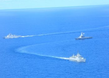 TNI AL dan AL Singapura Gelar Latihan Perang di Laut Natuna