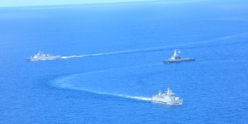 TNI AL dan AL Singapura Gelar Latihan Perang di Laut Natuna