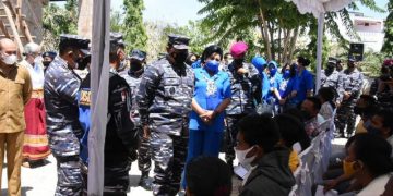 Kasal Laksamana Yudo Margono Tinjau Serbuan Vaksinasi di Kupang