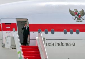 Presiden Jokowi bertolak menuju Roma, Italia, dari Bandara Internasional Soekarno-Hatta, Tangerang, Banten, Jumat (29/10/2021) pagi. (Foto: Agus Suparto)