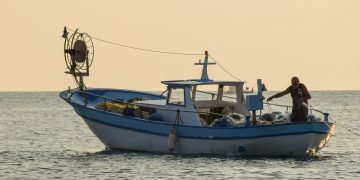 Tiga Nelayan Hilang Kontak di Perairan Nias Selatan Belum Ditemukan