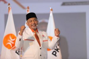 Presiden PKS Ahmad Syaikhu. disebut sudah menyetujui adanya program yang menganjurkan kadernya untuk berpoligami dengan janda itu. (DPP PKS FOR JAWA POS)
