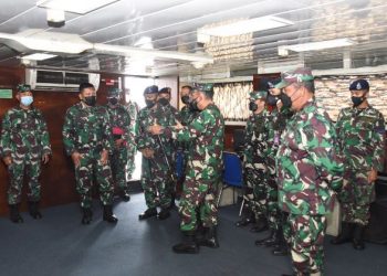 Wakasal Sidak Kesiapan Unsur-Unsur TNI AL  di Tanjung Priok
