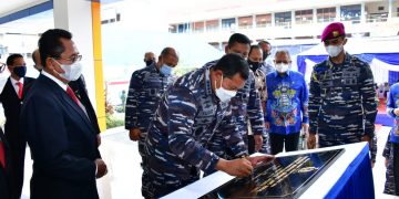 Tingkatkan Mutu Pendidikan, Kasal Resmikan Gedung Laut Koral Aman Jaya