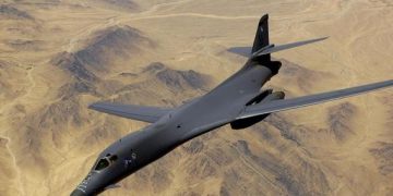 Hadapi Kapal Perang Rusia di Laut Hitam, Pentagon Siapkan Bomber Siluman Strategis B-1