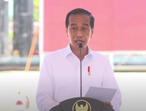 Presiden Joko Widodo groundbreaking pembangunan smelter PT Freeport Indonesia di Kawasan Ekonomi Khusus Gresik, 12 Oktober 2021 (Tangkapan Layar)
