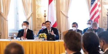 Luhut Temui Utusan Joe Biden Bahas Transisi EBT