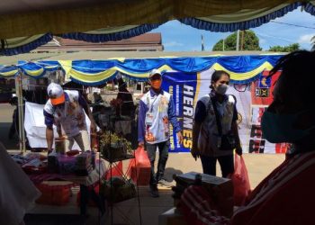 Prokes Saat UMKM Pamerkan Produk Masyarakat Merauke di Tengah Penyelenggaraan PON XX Papua