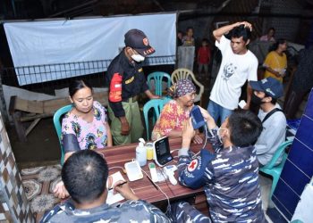 Hingga Tengah Malam TNI AL Kebut Vaksinasi