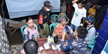 Hingga Tengah Malam TNI AL Kebut Vaksinasi