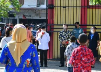 Kunjungi SDN Inpres VIM 1 Kotaraja, Wapres Semangati Pelajar dan Masyarakat