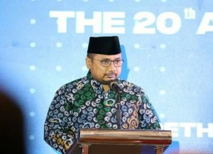 Menurut Menag Yaqut Cholil Qoumas, Indonesia bukan negara agama, bukan pula negara sekuler. Indonesia adalah negara berdasarkan Pancasila yang masyarakatnya sangat menjunjung nilai-nilai agama. ANTARA/FOTO