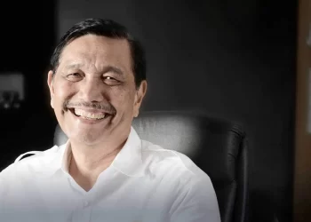 Pemerintah Berencana Larang Perayaan Natal dan Tahun Baru, Luhut: Saya Mengajak Untuk Tidak Egois dan Berbesar Hati
