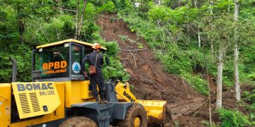 Tanah Longsor di Lumajang, Dua Rumah Rusak dan Jalur Antar Desa Terputus