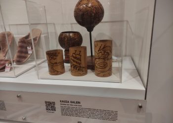 UNIQLO GRAND METROPOLITAN MALL PROMOSIKAN PRODUK-PRODUK UMKM KOTA BEKASI