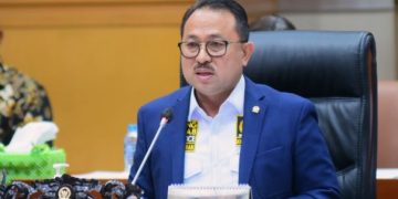 Usut Tuntas Jaringan Oknum Polisi Pemasok Senjata ke KKB