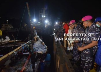 TNI AL Serahkan Pengungsi Rohingya Ke UNHCR di Dermaga Lhokseumawe Aceh