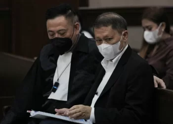 Vonnis 4 Tahun Penjara R.J Lino, Hakim Dissenting Opinion