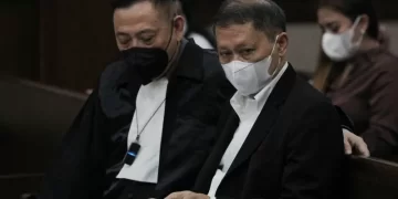 Vonnis 4 Tahun Penjara R.J Lino, Hakim Dissenting Opinion