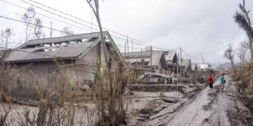 Warga Terdampak Erupsi Semeru Tersebar di 115 Titik Pos Pengungsian