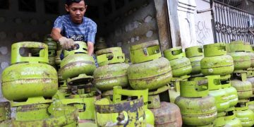 Faisal Basri Pertanyakan Wacana Pemerintah Soal Beli LPG Bawa KTP