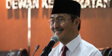 Sesama Pakar Hukum Tata Negara Antar Jimly Asshiddiqie dengan Yusril Ihza Mahendra Saling Bertolak Belakang Mengenai Perppu No 2 Tahun 2022