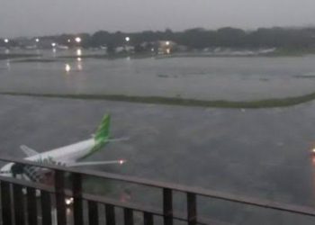 Sejumlah Penerbangan di Bandara Sam Ratulangi Manado Tertunda Akibat Cuaca  Ekstrem