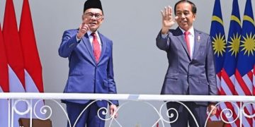 DPR Ingatkan Komitmen Perlindungan PMI, Usai Anwar Ibrahim Bertemu Jokowi