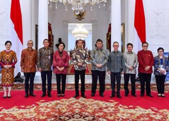 Presiden Jokowi Bertemu Sejumlah Perwakilan Industri Jasa Keuangan di Istana Negara