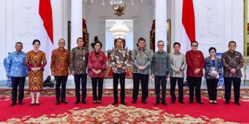 Presiden Jokowi Bertemu Sejumlah Perwakilan Industri Jasa Keuangan di Istana Negara