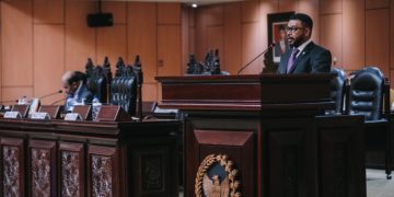 Waket Komite I DPD RI Sampaikan Aspirasi DBH Migas dan Dades di Sidang Paripurna