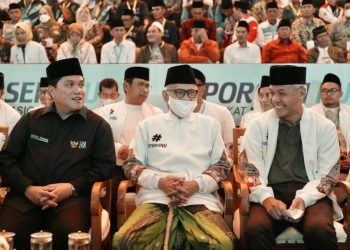 Ganjar Pranowo dan Erick Thohir Saling Puji di Acara NU