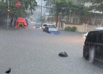Banjir Melanda Kota Makasar Sebanyak 1.869 Jiwa Mengungsi