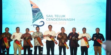Kepala Bakamla RI Hadiri Peluncuran Penyelenggaraan Sail Teluk Cendrawasih