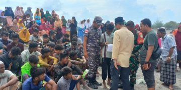TNI AL Periksa Kapal Tanpa Nama Yang Terdampar di Pesisir Pantai Aceh Besar