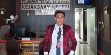Kasus Dana Pilkada Fakfak, Kuasa Hukum YCM : Klien Kami Merasa Dikorbankan