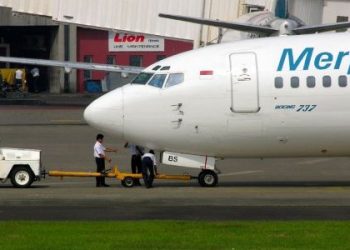 Jokowi Resmi Bubarkan Maskapai Merpati Nusantara Airlines
