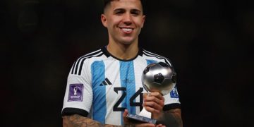 Catat Rekor Transfer Tertinggi Liga Inggris, Chelsea Akhirnya Dapatkan Enzo Fernandez