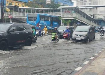 Hujan Guyur Jakarta Sepanjang Malam, Enam Ruas Jalan Terendam Banjir