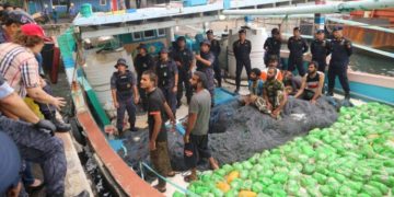 Delapan WNA Iran Dibekuk BNN Buntut Penyelundupan 319 Kg Sabu
