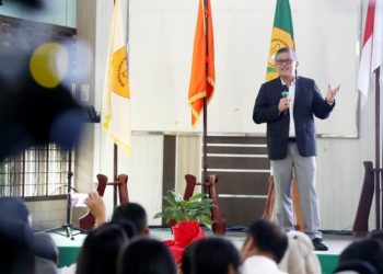 Kuliah Umum di Unika St Thomas, Hasto: Pancasila Ideologi Pembebasan Orang Miskin