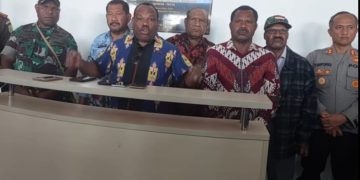 Pemerintah Serahkan Bantuan Perdamaian Rp. 4,5 Miliar Bagi Korban Kerusuhan Wamena Februari 2023