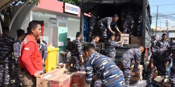 TNI AL Fasilitasi Bantuan Sosial Korban Kebakaran Depo Plumpang