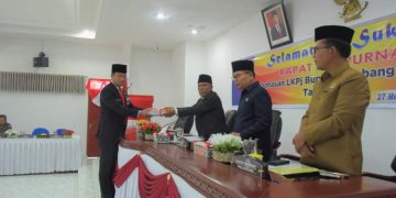 Wakil Bupati Humbahas Sampaikan Nota Pengantar LKPj TA. 2022
