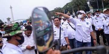 Siap Gelari Jokowi Bapak Pembangunan Desa, Ribuan Perangkat Desa Berkumpul di GBK