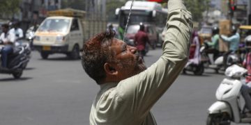 India Dilanda Gelombang Panas Ekstrem Yang Suhunya Capai 41 Derajat Celsius, 11 Orang Meninggal