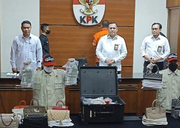Safe Deposit Box Rafael Yang Disita KPK Berisi Uang Rp32,2 Miliar