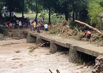 Banjir Bandang Terjang Sumbawa, Belasan Rumah Hanyut dan Hewan Ternak Mati