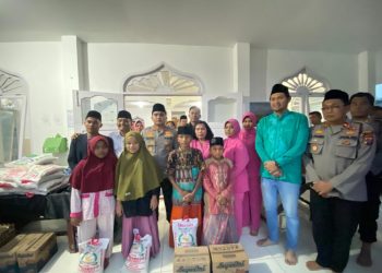 Kapolres dan Wabup Toba Bagikan Sembako dan Takjil Di Panti Asuhan Sebagai Wujud Kepedulian di Bulan Ramadan