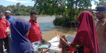 Warga Distrik Kamundan di Teluk Bintuni Membutuh Air Bersih